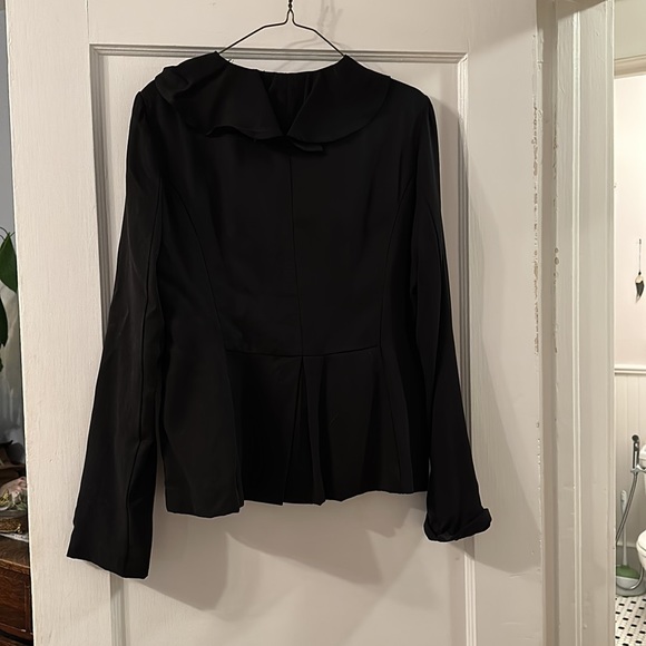 Black Blazer with frilled Boho Collar and Peplum - Picture 2 of 3